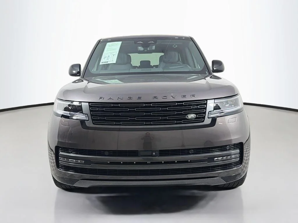 Certified Used 2024 Gray Land Rover SE image 2