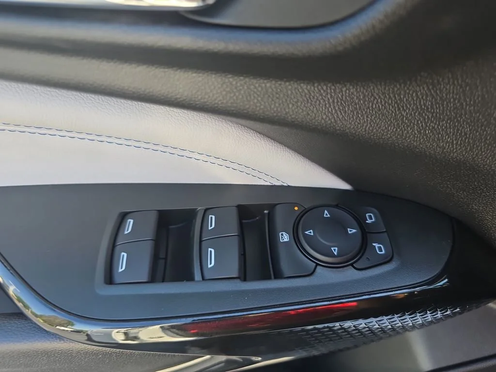 2026 Chevrolet Trax LT - Photo 29