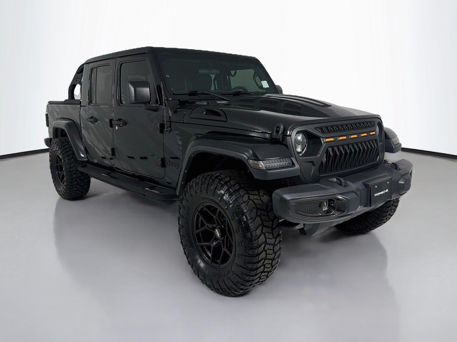 Used 2022 Black Clearcoat Jeep Sport S image 27