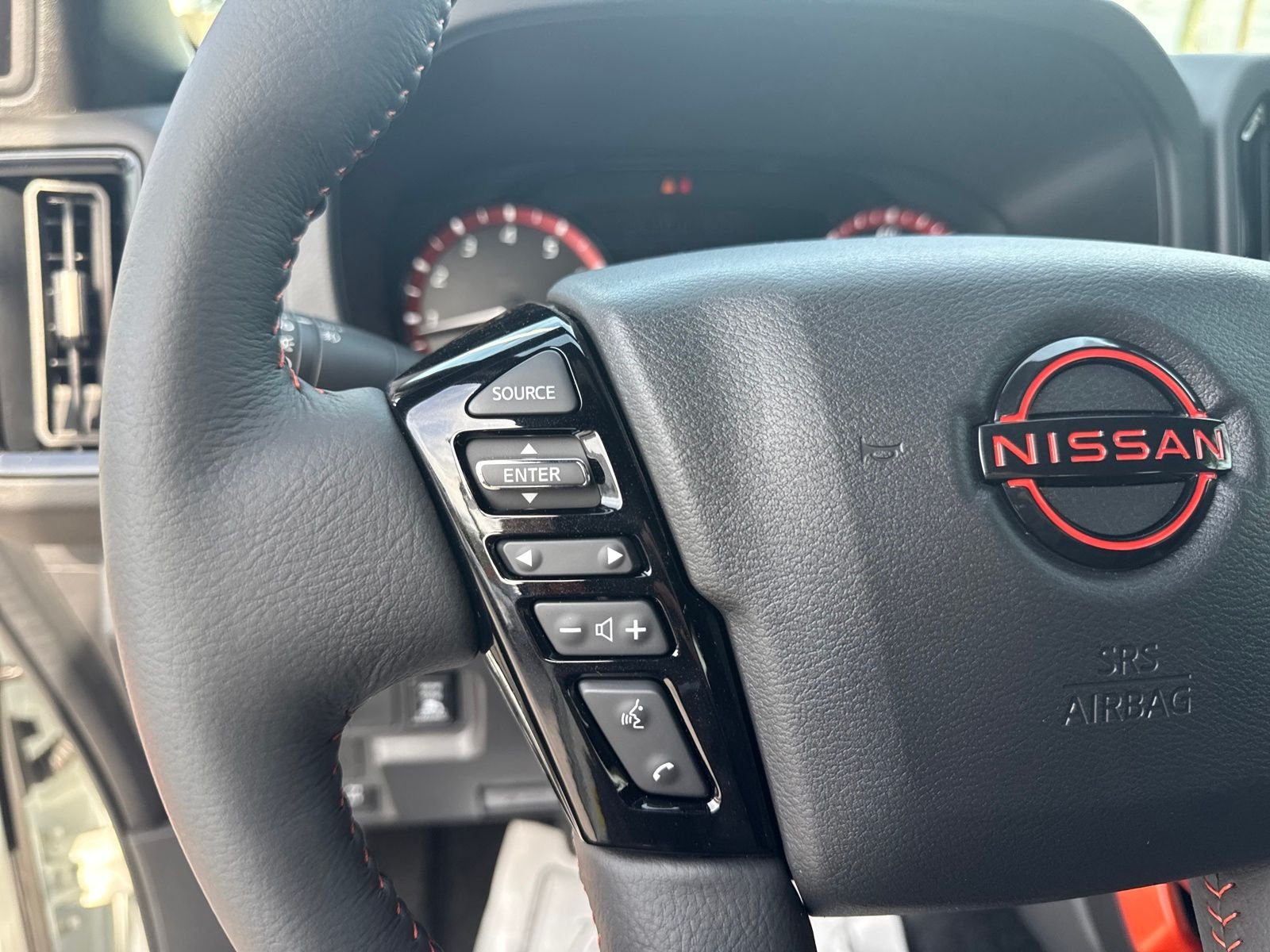 New 2026 Nissan Frontier PRO-4X 4D Crew Cab