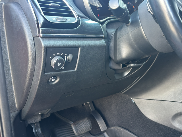 Used 2021 Red Jeep Trailhawk image 28