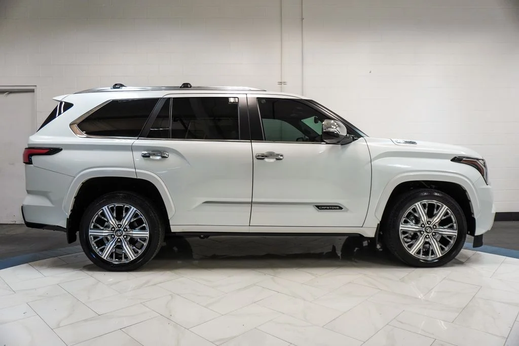 Used 2025 Beige Toyota Capstone image 35