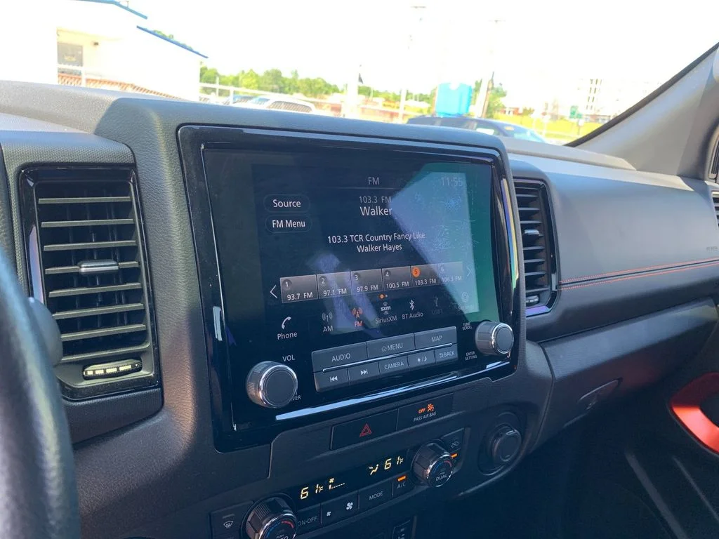 Used 2023  Nissan PRO-4X image 21