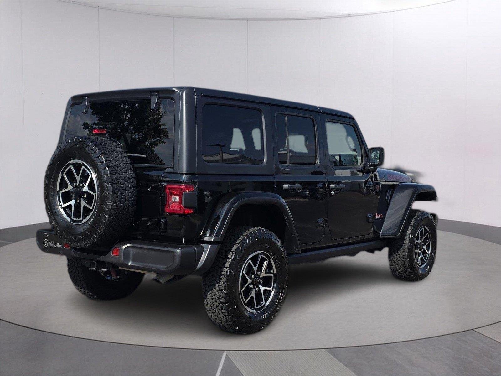 Used 2026 Black Clearcoat Jeep Rubicon image 5