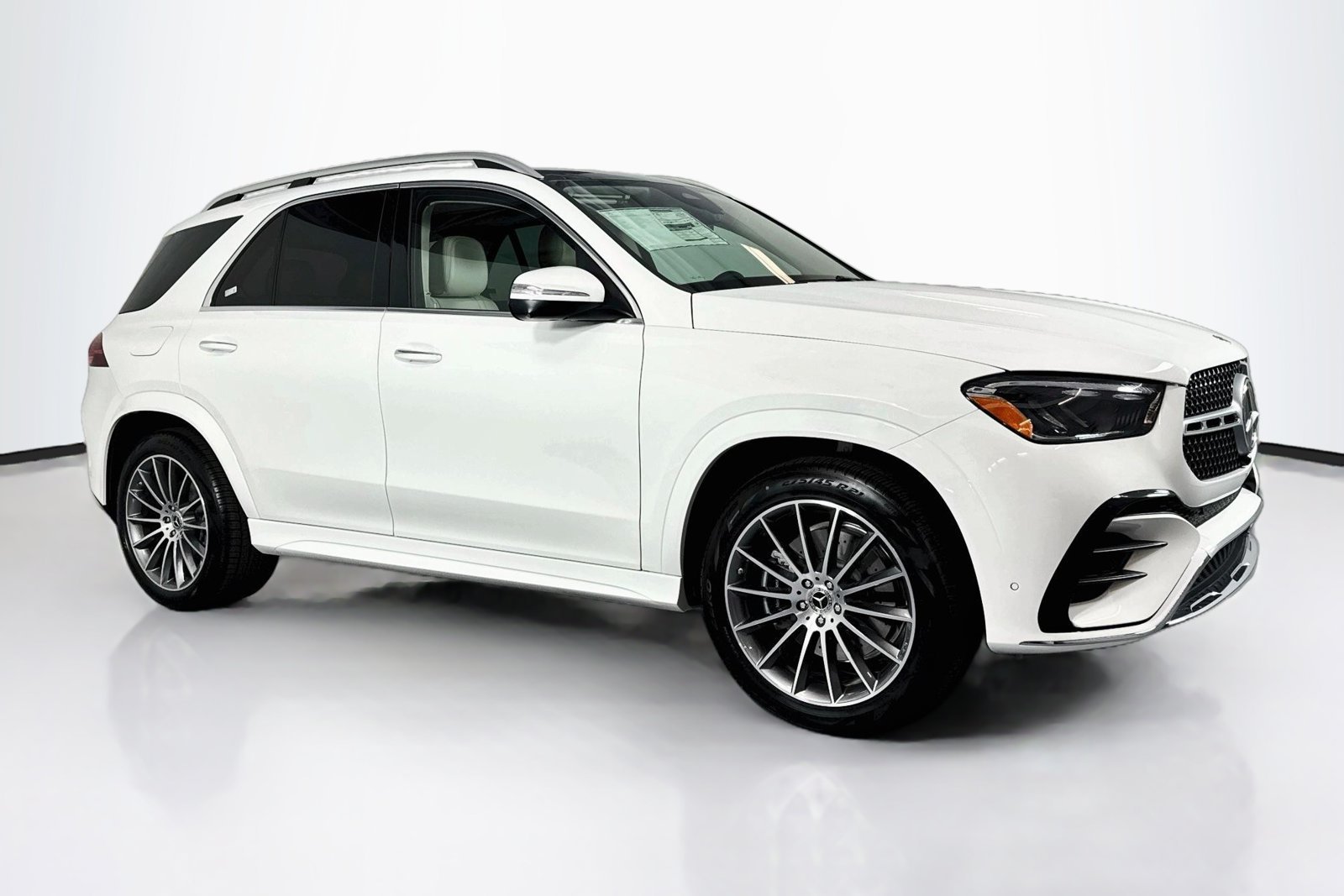 New 2026 Polar White Mercedes-Benz GLE 350 image 3