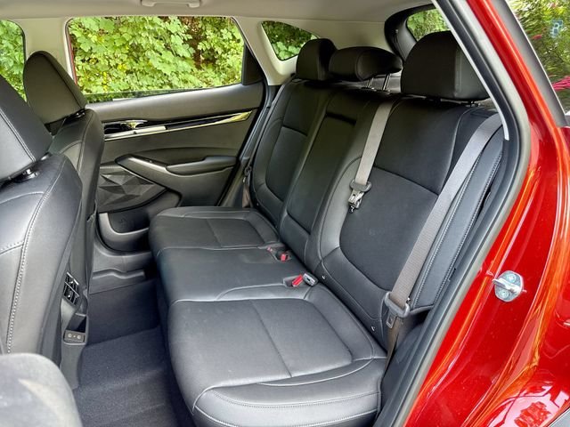 Used 2025 Orange Kia SX image 23