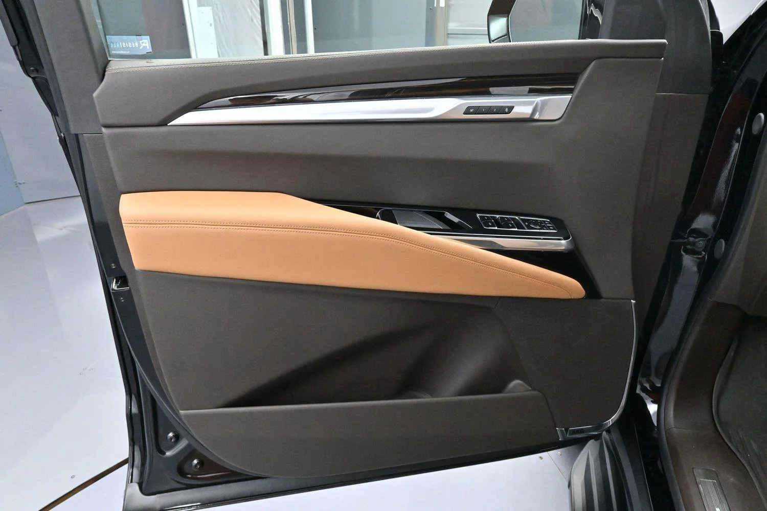 Certified Used 2025 Black Raven Cadillac Premium Luxury image 12