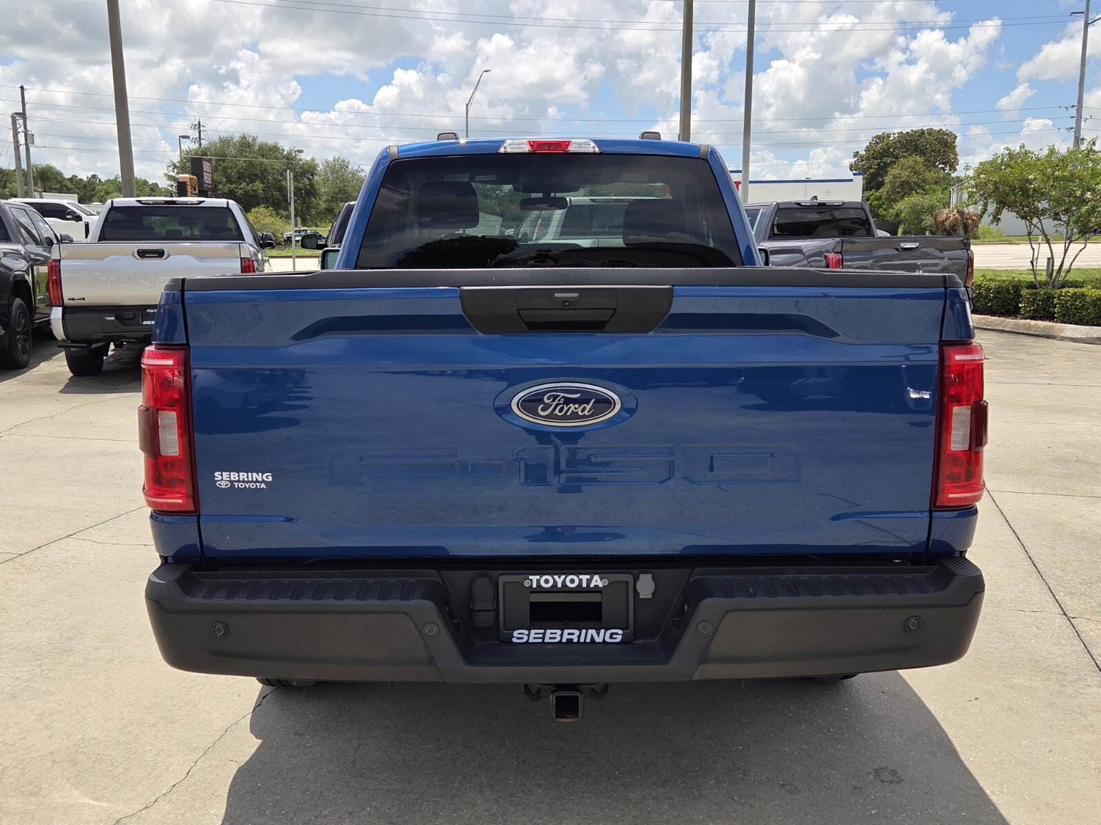 Used 2023 Blue Metallic Ford XL image 5