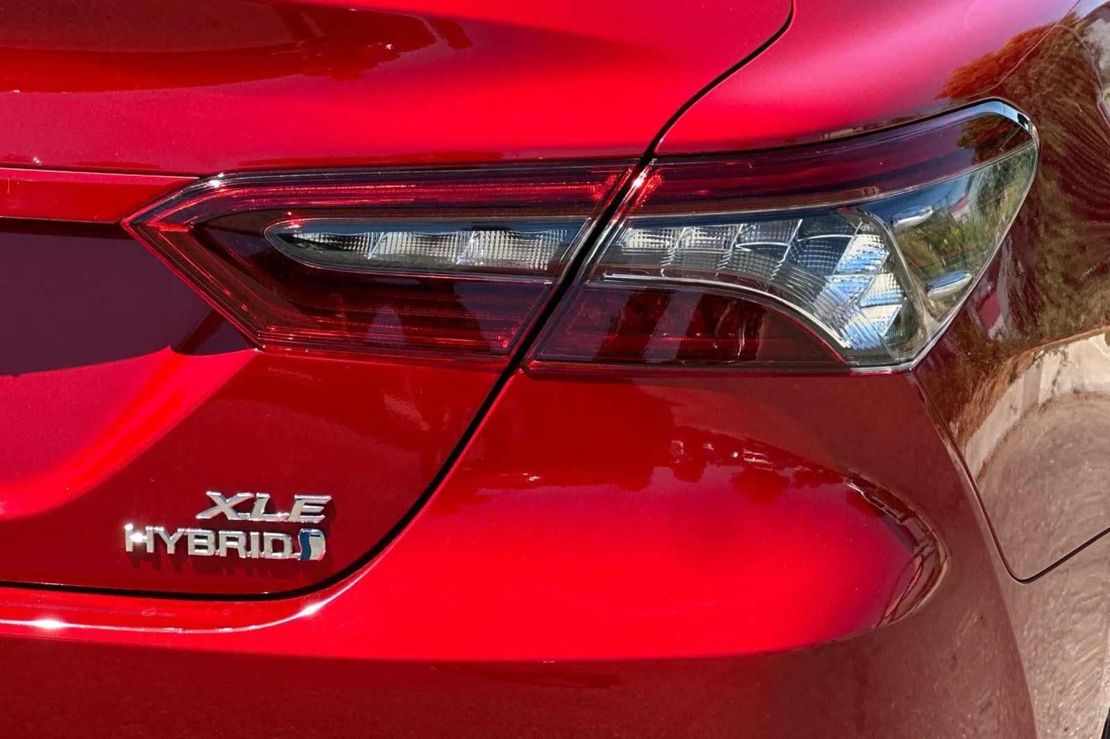 Used 2023 Red Toyota XLE image 26