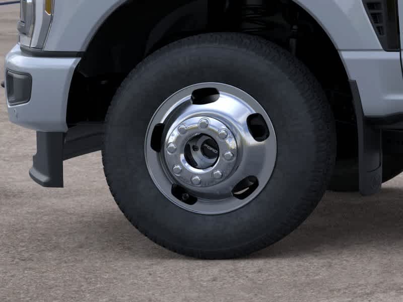 New 2026 Glacier Gray Metallic Tri-Coat Ford F-350 DRW Pickup Platinum image 19