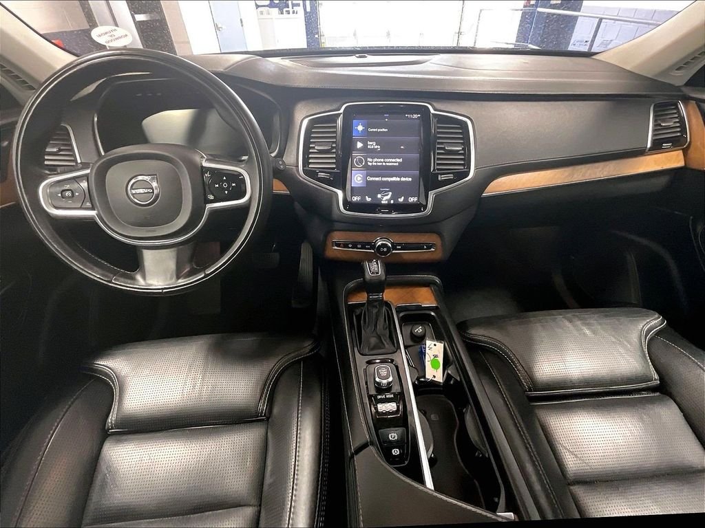 Used 2019 Blue Volvo T6 Inscription image 21