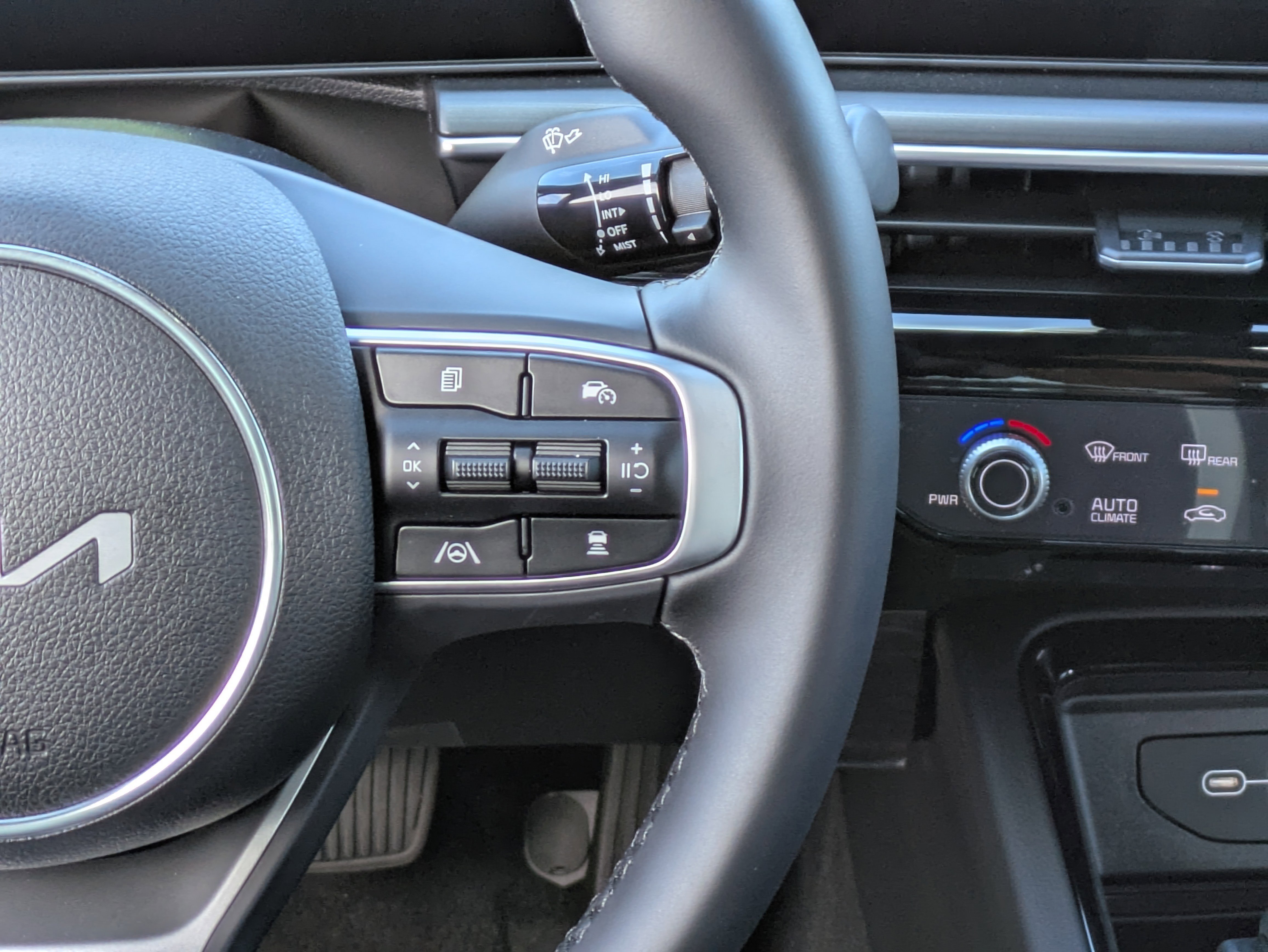 2026 Kia K5 GT-Line - Photo 21