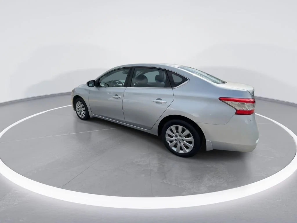 Used 2015 Silver Nissan S image 6