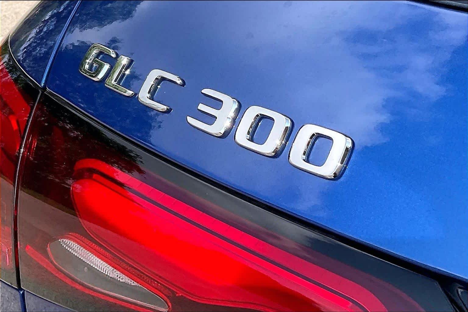 Certified Used 2026 Starling Blue Metallic Mercedes-Benz GLC 300 image 10