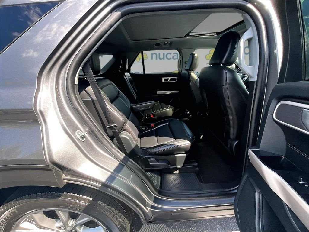 Used 2023 Gray Ford XLT image 15