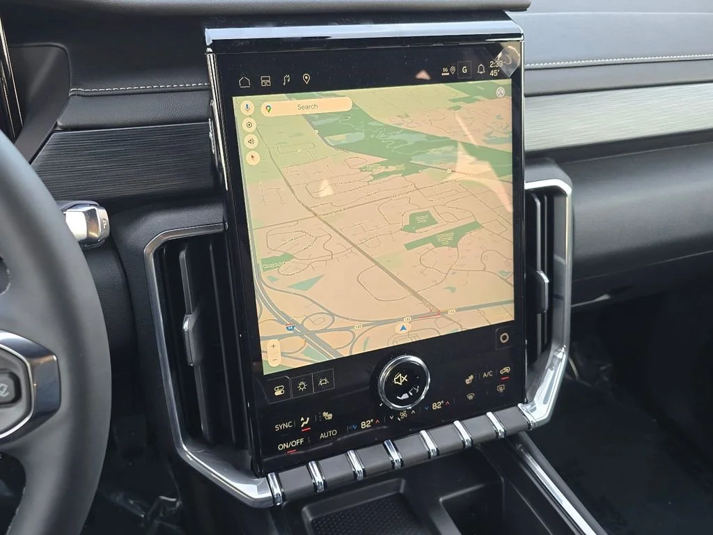 New 2026 Summit White GMC Elevation image 22