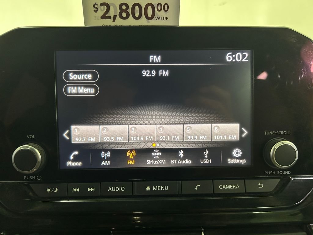 Used 2022 Blue Nissan SV image 11