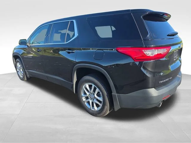 Used 2021 MOSAIC BLACK METALLIC Chevrolet LS image 3