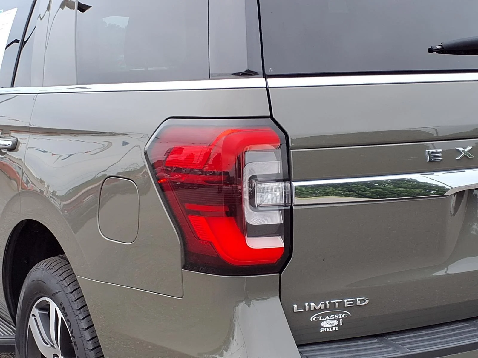 Used 2024 Wild Green Ford Limited image 18