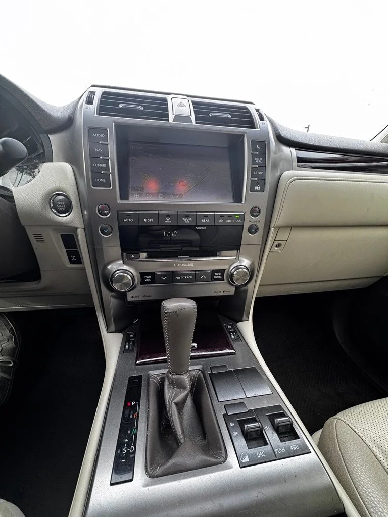 Used 2014 Starfire Pearl Lexus 460 image 12