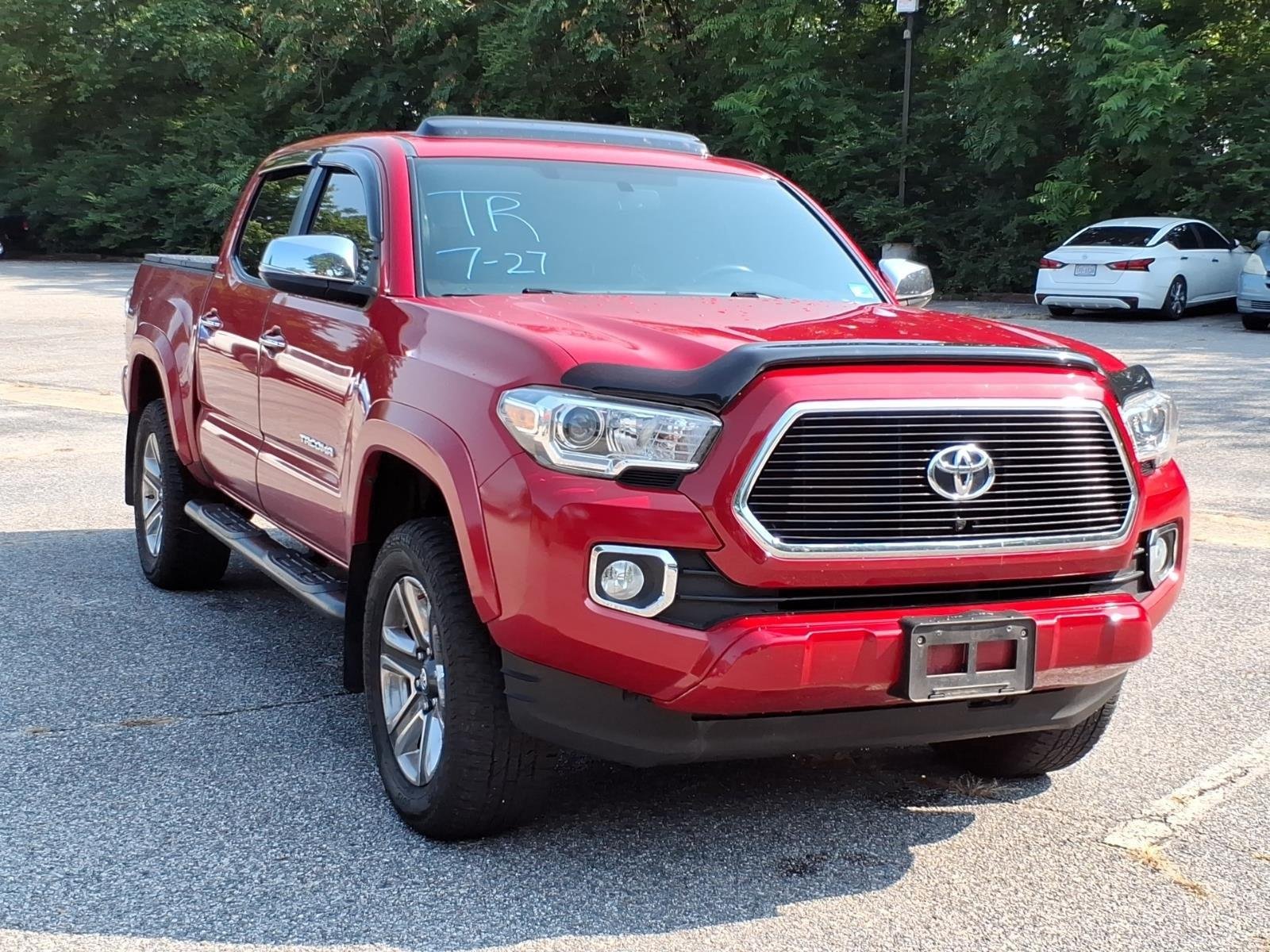 Used 2016 Barcelona Red Metallic Toyota Limited image 2