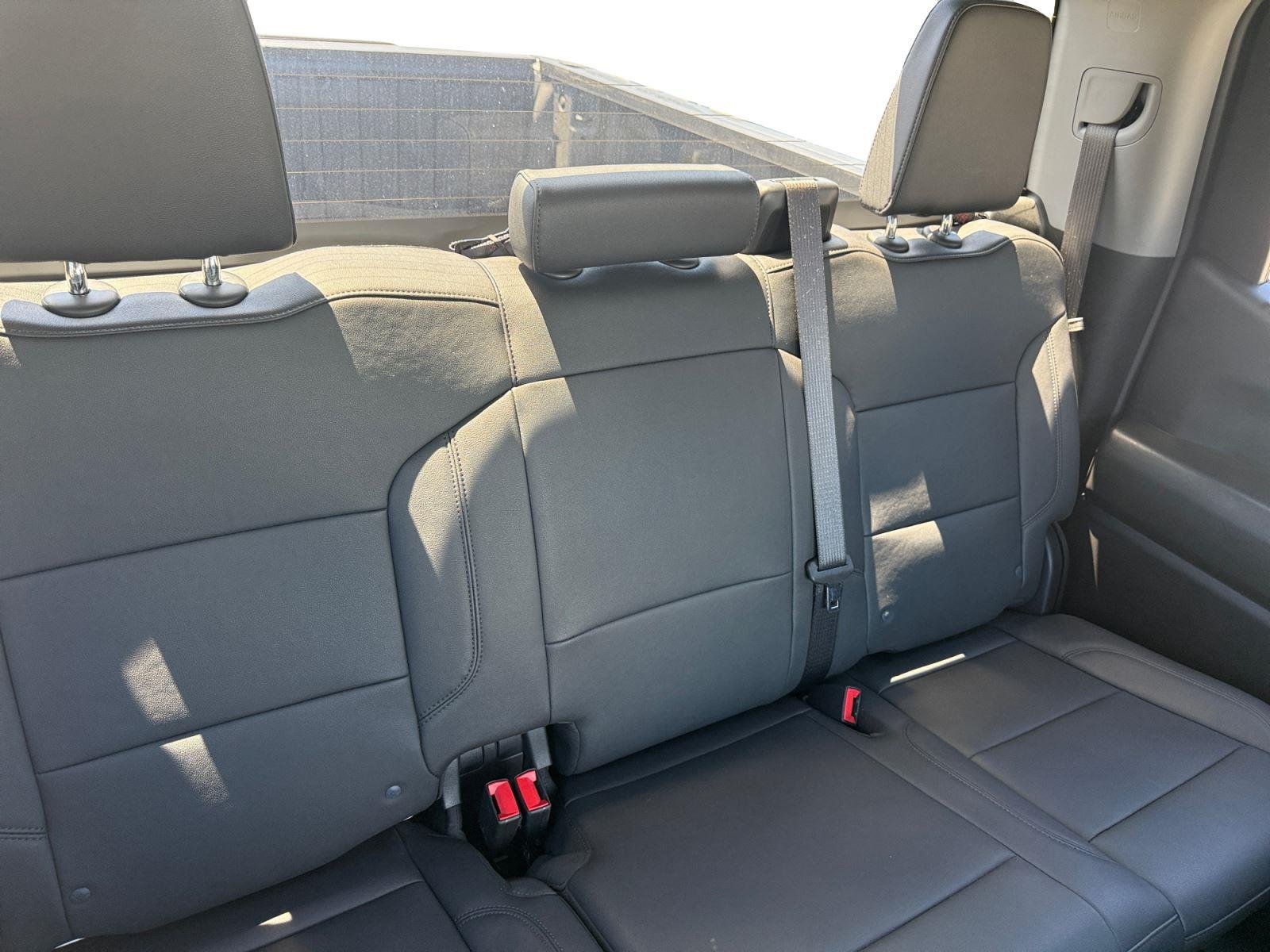 Used 2025 Summit White Chevrolet Work Truck image 17