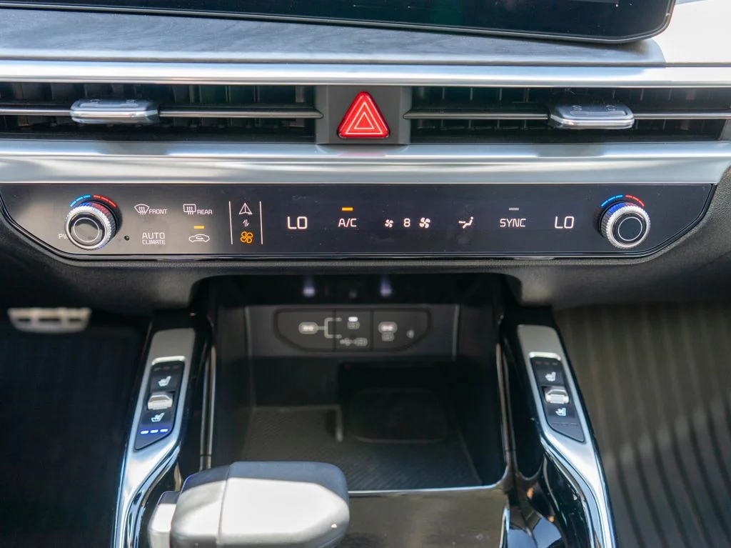 2025 Kia Sorento X-Line SX - Photo 26