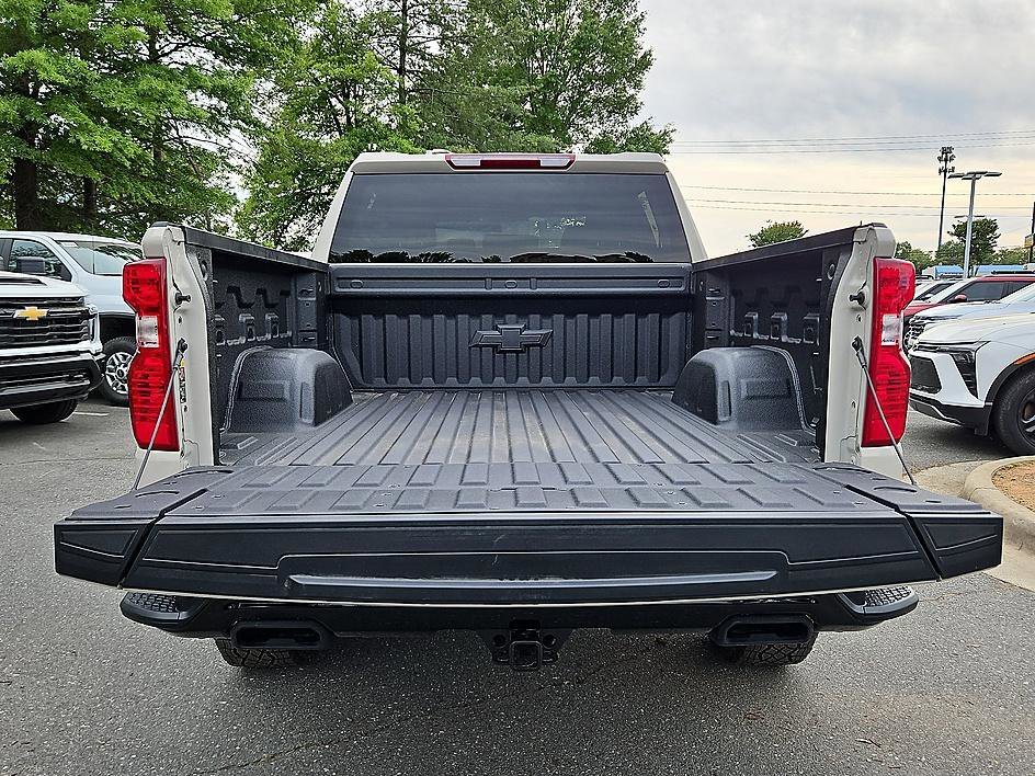 New 2026 White Sands Chevrolet Custom Trail Boss image 5