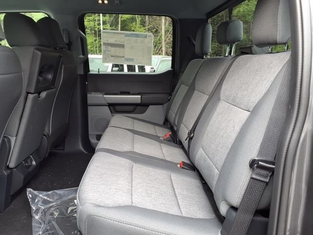 New 2026 Carbonized Gray Metallic Ford F-250® XL image 12