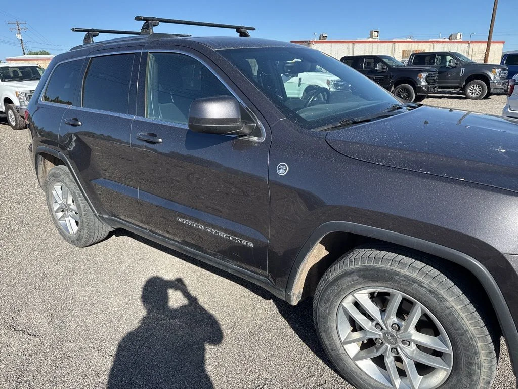 Used 2017 Jeep Grand Cherokee Laredo E with VIN 1C4RJFAG9HC676654 for sale in Delta, CO