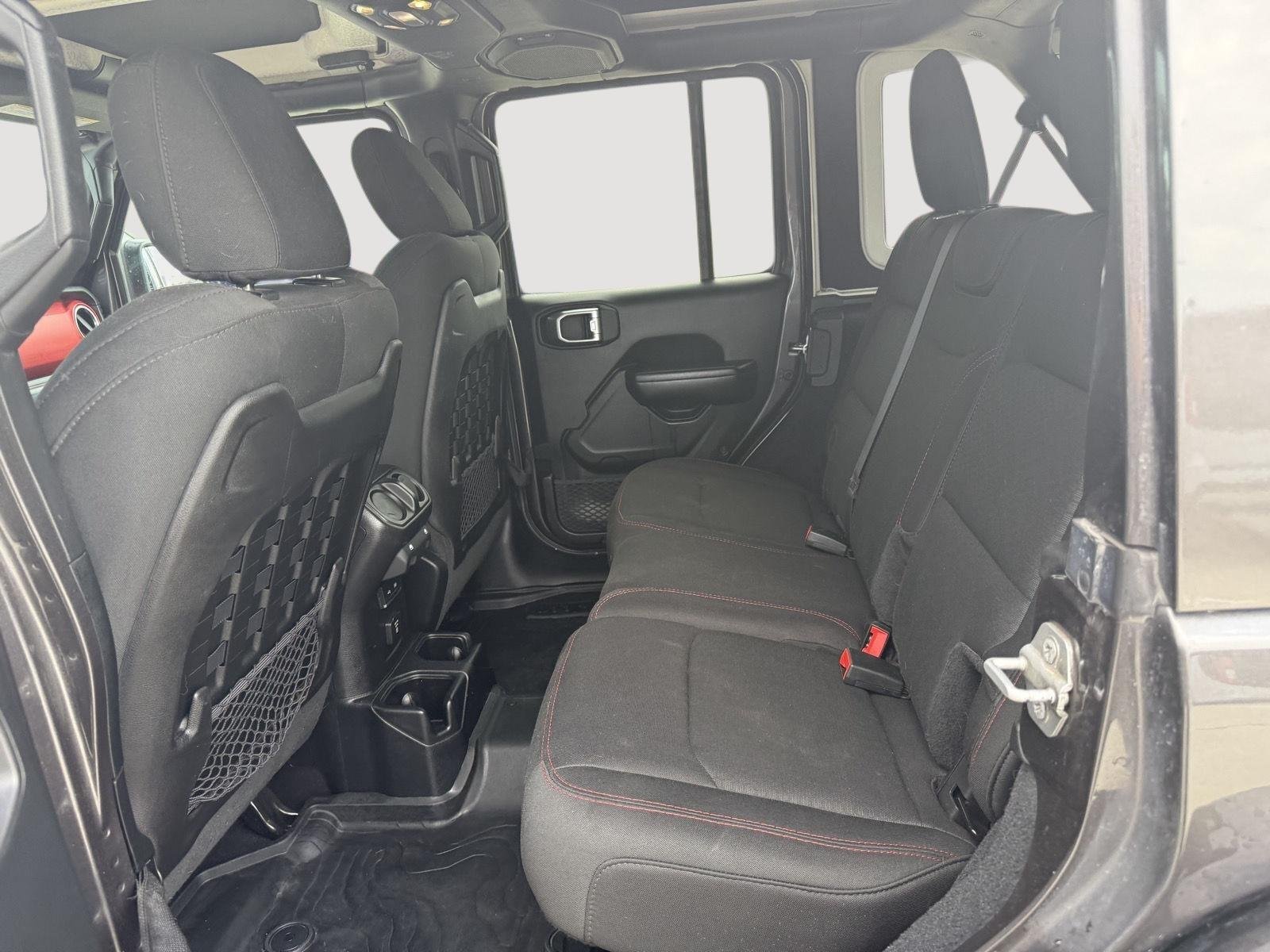 Used 2019 Granite Crystal Metallic Clearcoat Jeep Rubicon image 18