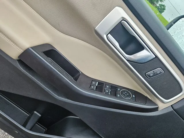 Used 2020 White Ford XLT image 11