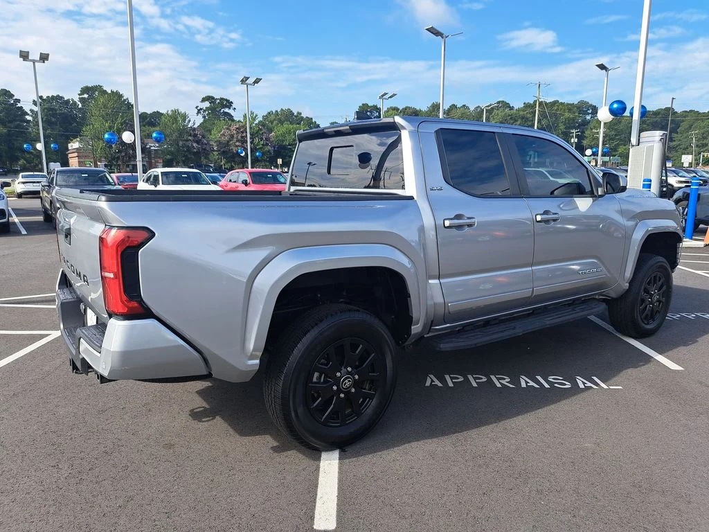 2024 Toyota Tacoma SR5 - Photo 13