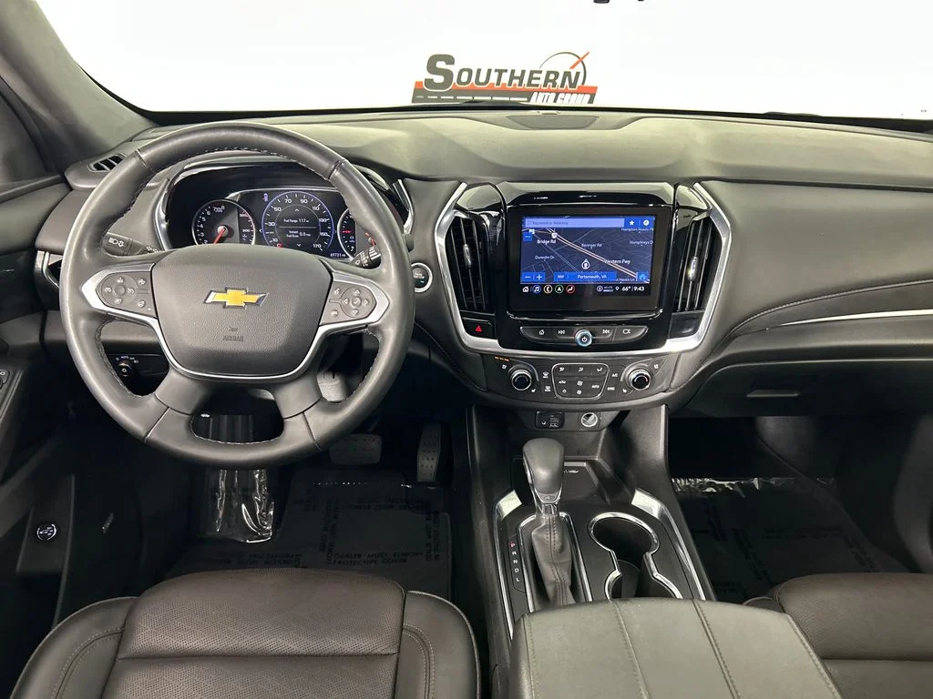 Used 2023 Black Chevrolet High Country image 19
