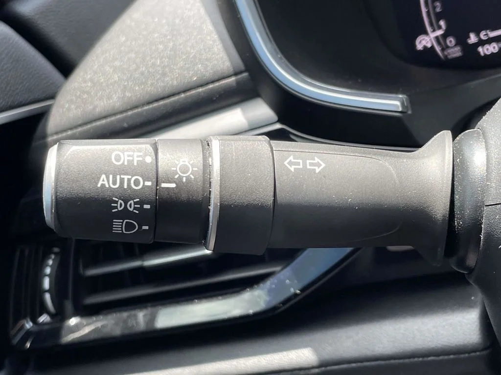 Used 2023  Acura Technology image 32