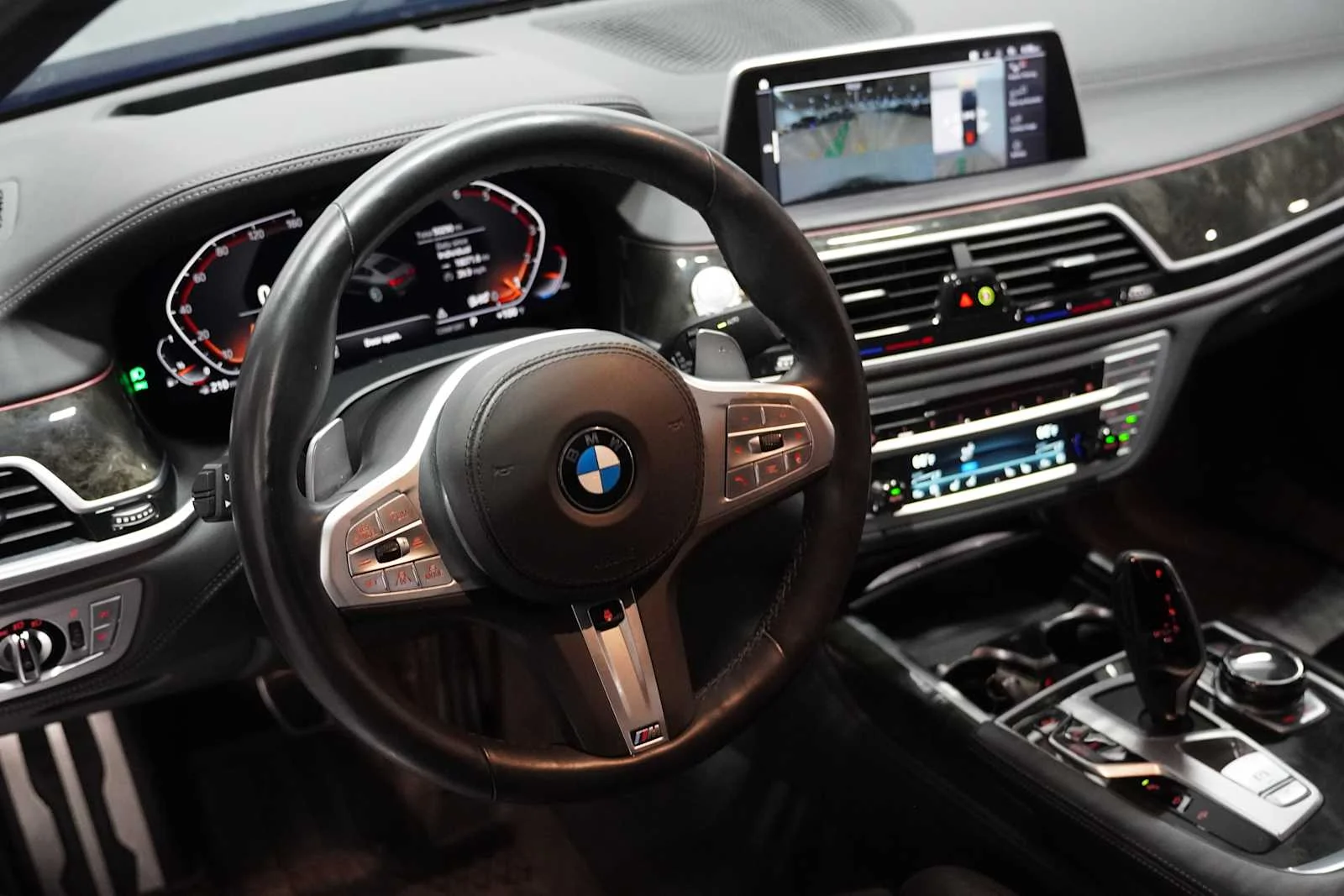 Used 2020 Black Sapphire Metallic BMW 740i xDrive image 10
