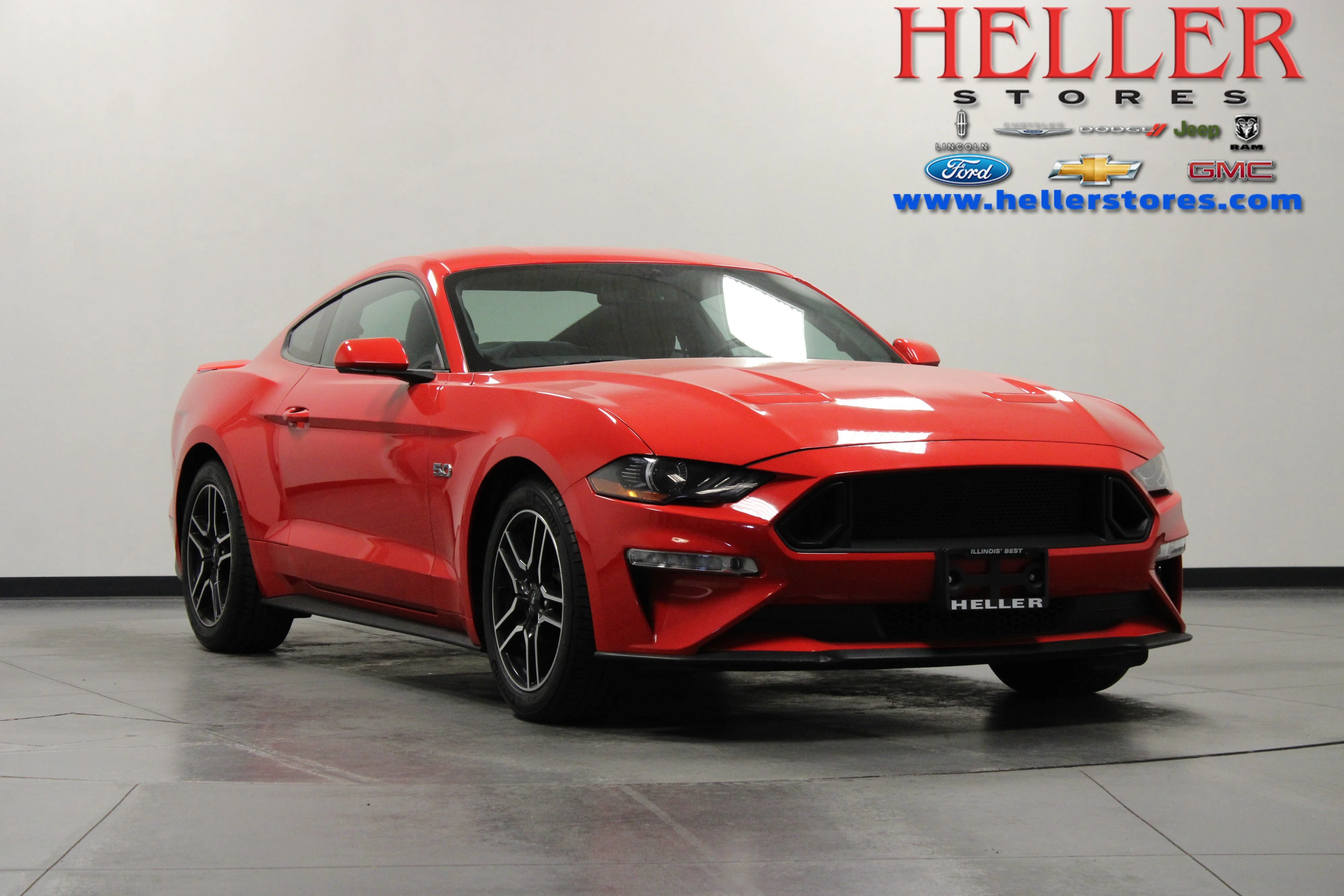 Used 2018 Race Red Ford GT image 1