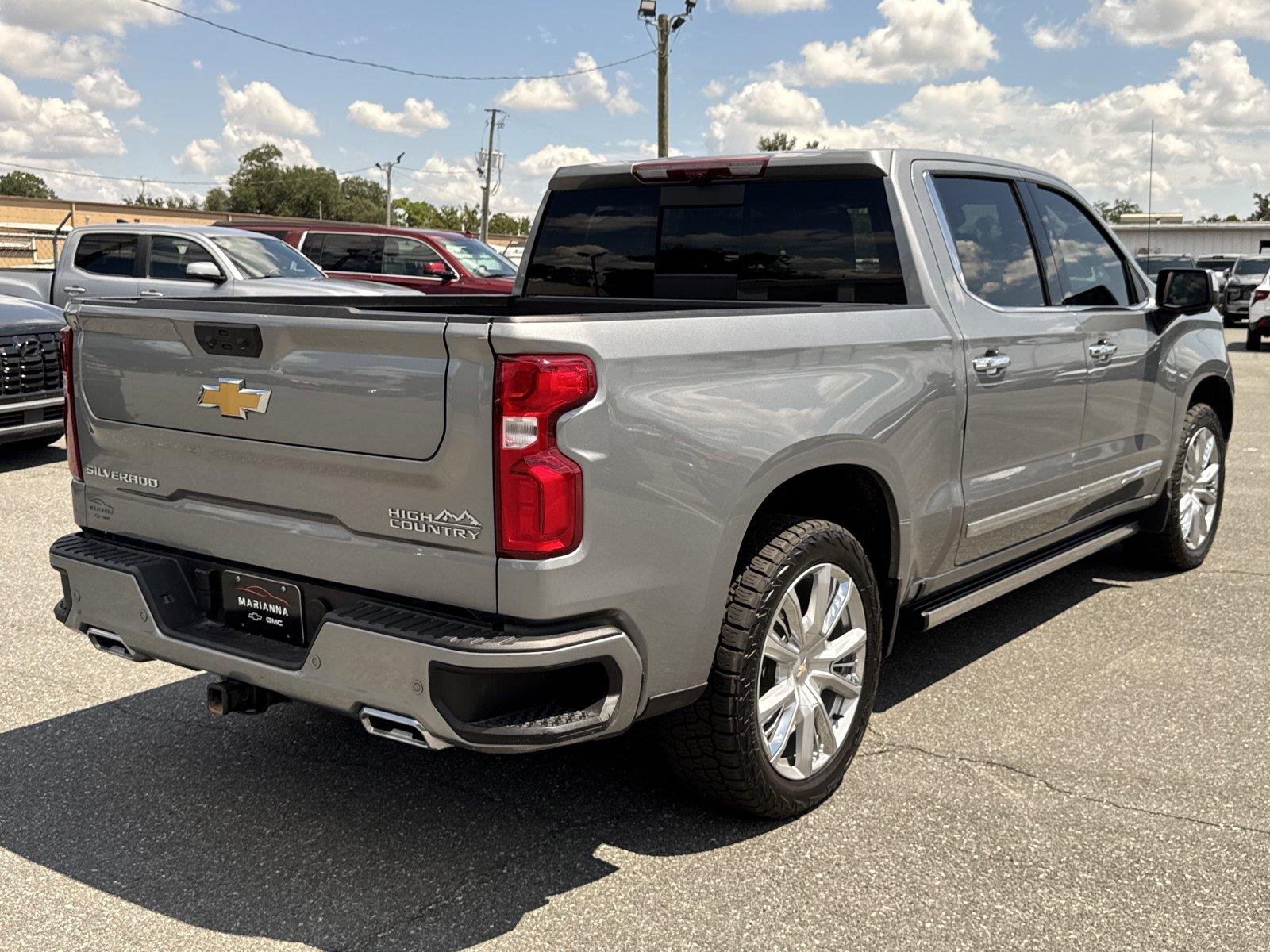Used 2025 Sterling Gray Metallic Chevrolet High Country image 4