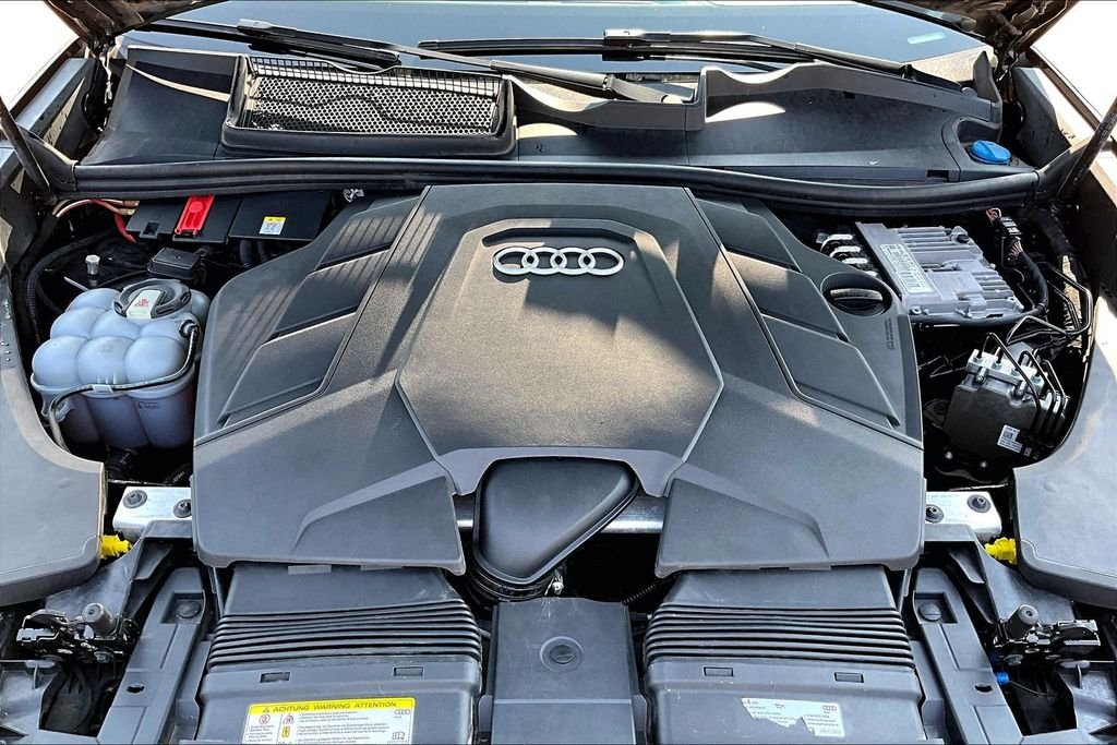 Used 2020 Black Audi 55 Prestige image 9