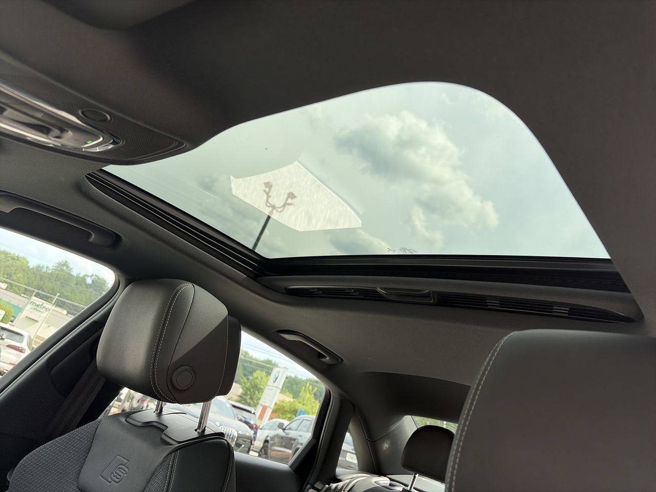 Used 2022 Ibis White Audi S line Premium Plus image 28