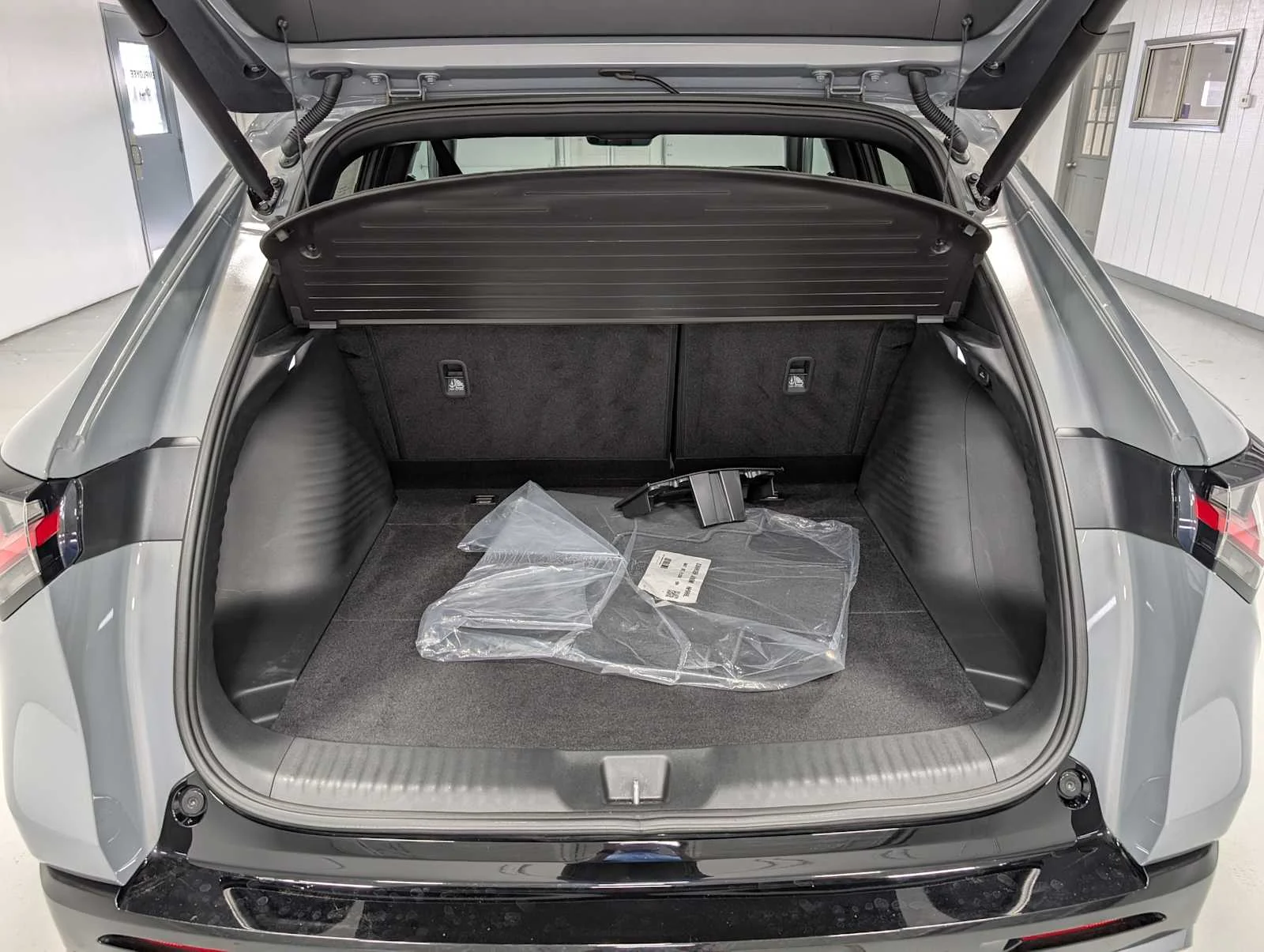 Used 2025 Urban Gray Pearl Acura w/A-Spec Package image 7