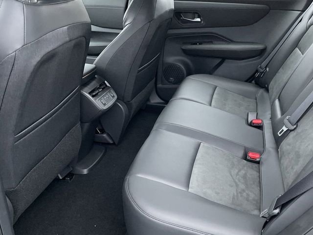 New 2023 Gray Nissan ENGAGE e-4ORCE image 13