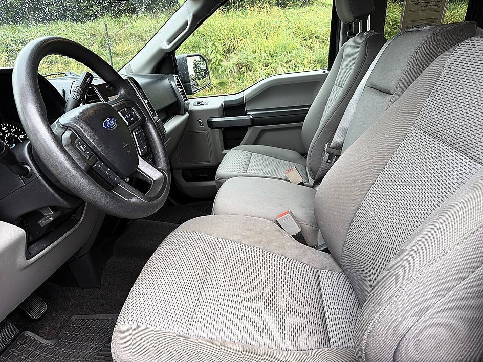 Used 2020 Magnetic Ford XLT image 11