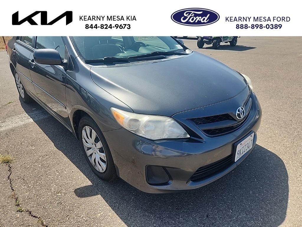 Used 2012 Gray Toyota LE image 1