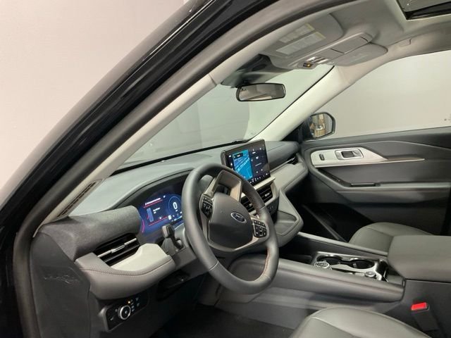New 2026 Agate Black Metallic Ford Active image 18