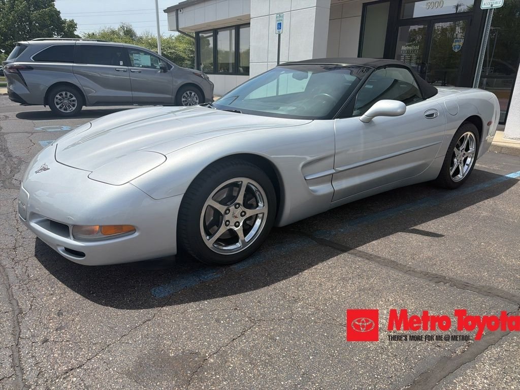 2003 Chevrolet Corvette Convertible's photo