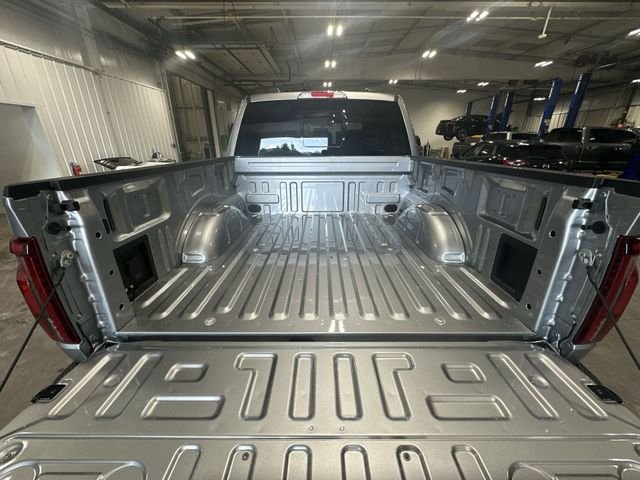 New 2026 Iconic Silver Metallic Ford Lariat® image 26