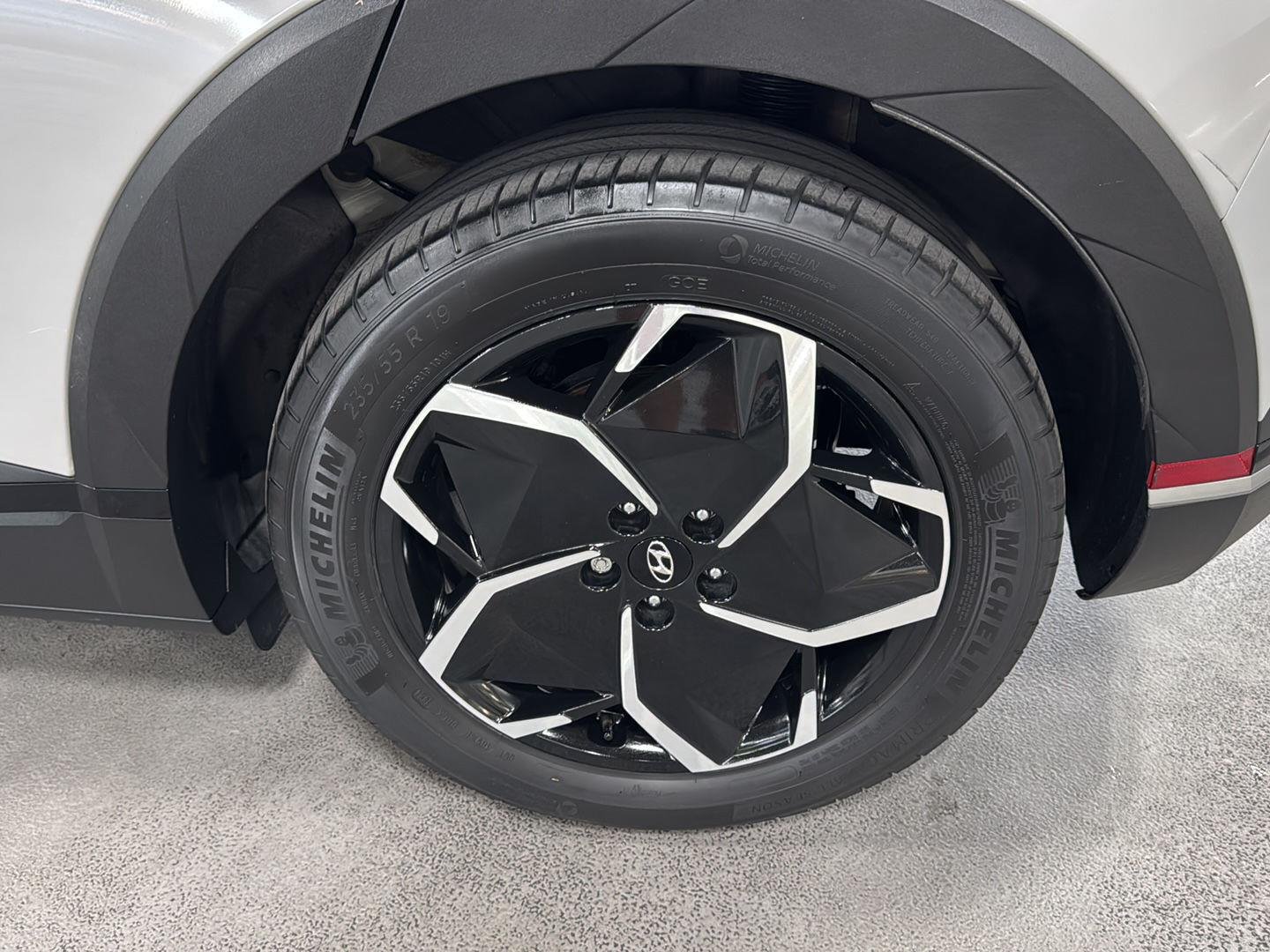 Certified Used 2024 Cyber Gray Hyundai SEL image 16