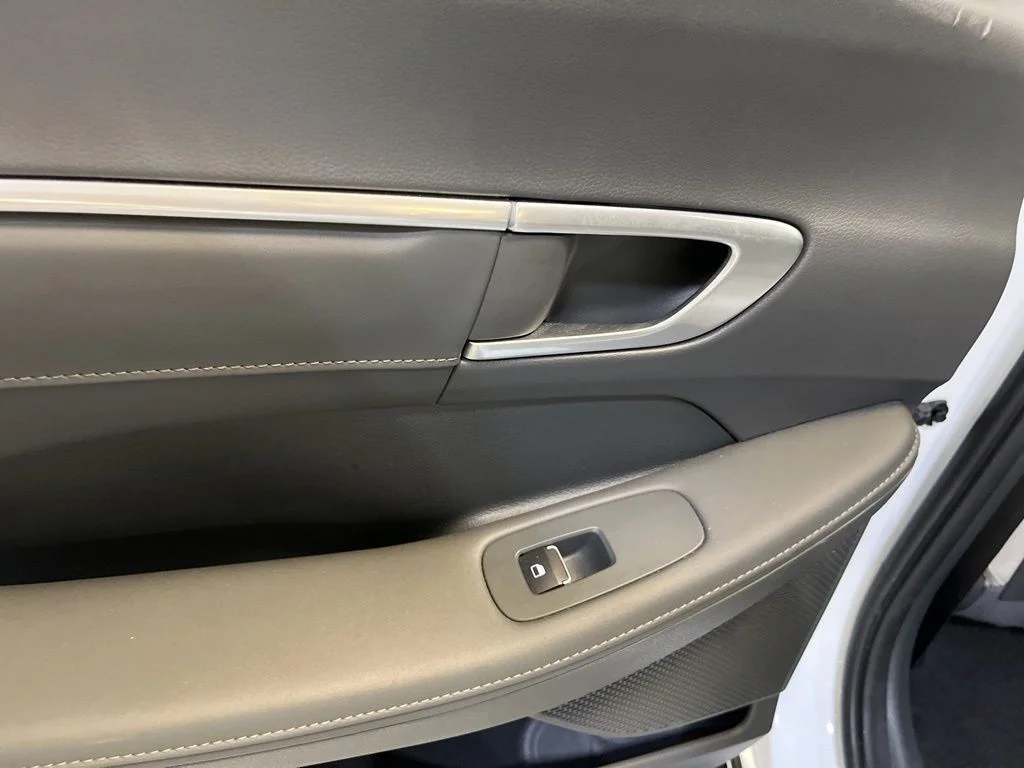 Used 2020 Gray Hyundai Limited image 25
