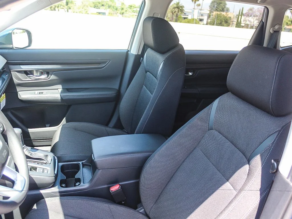 2025 Honda CR-V EX - Photo 18